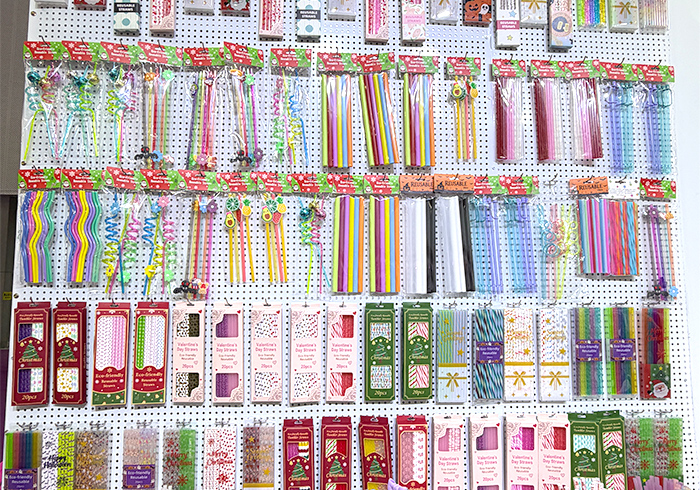 We are a professional manufacturer specializing in straw production as well as OEM/ODM customization.